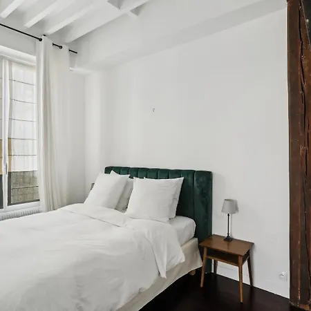 Bnbnook - Bright 2br - Saint-germain & Seine River Paryż